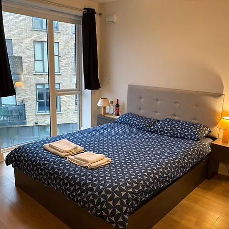 Luxurious Entire With Grand Living Space And Panoramic Balcony Views